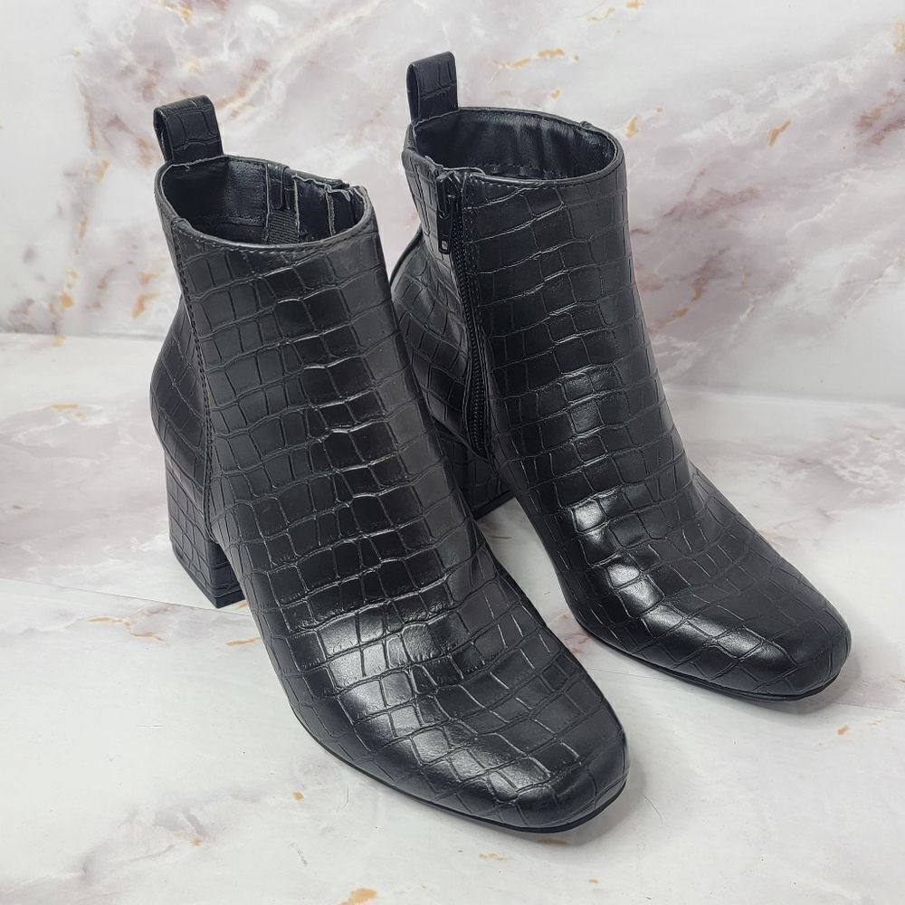 WOMEN'S Time and Tru Black Snake Skin Size 6 - Picture 10 of 11